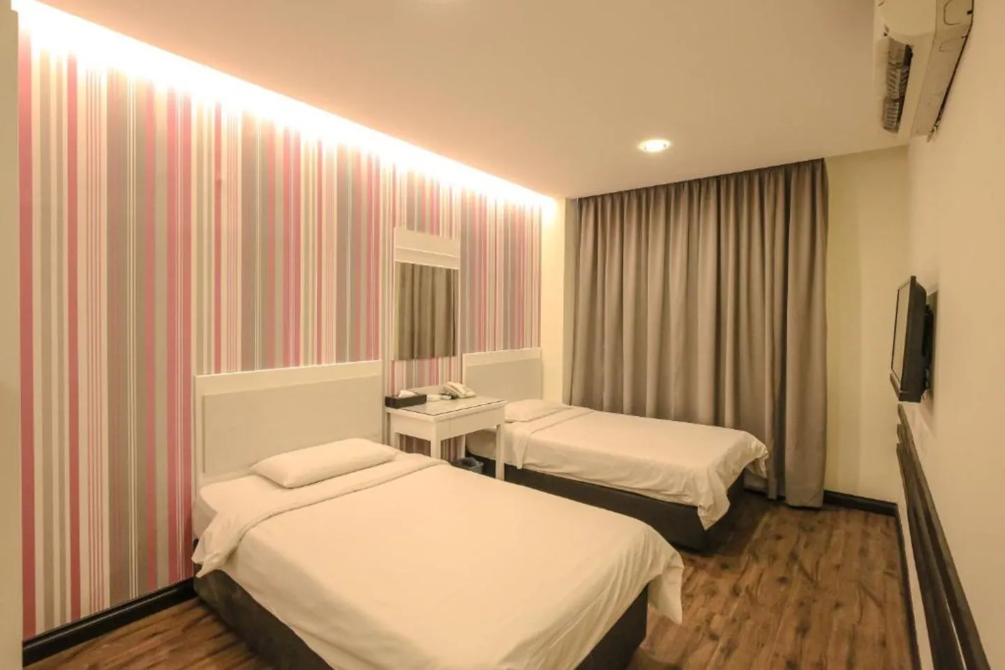 Ming Star Hotel