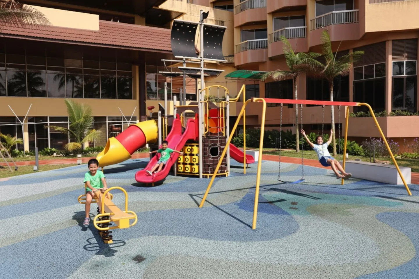 Primula Beach Hotel