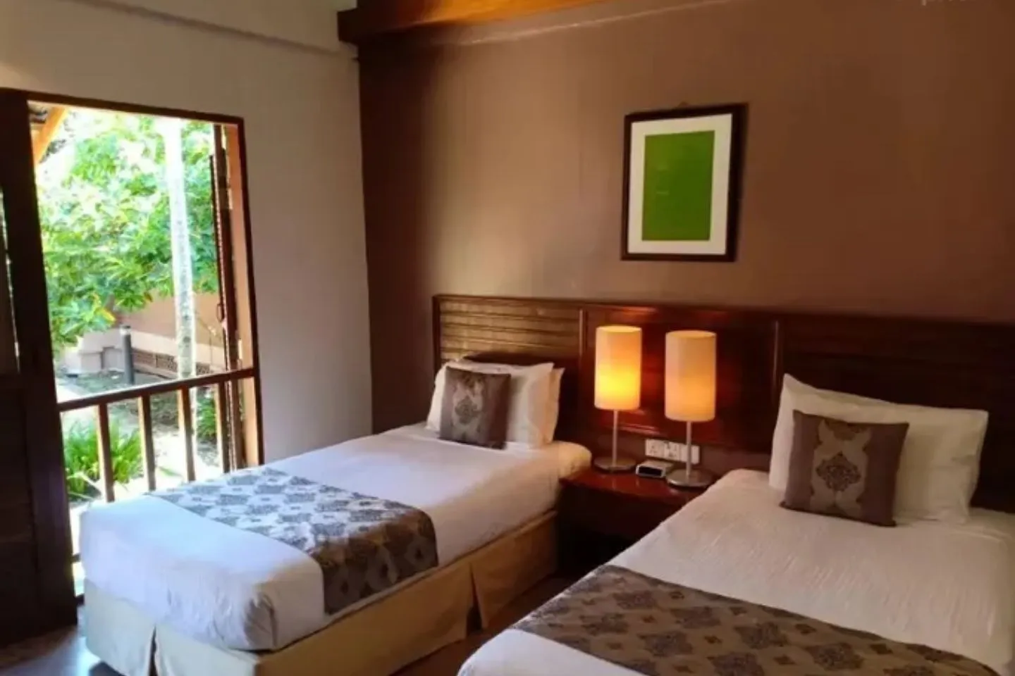 Ulek Beach Resort