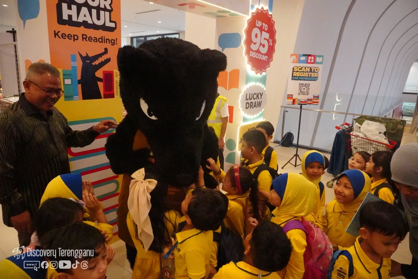 Big Bad Wolf 04051249