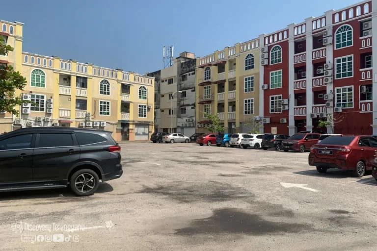 Kawasan parking Paya Keladi, Batu Buruk