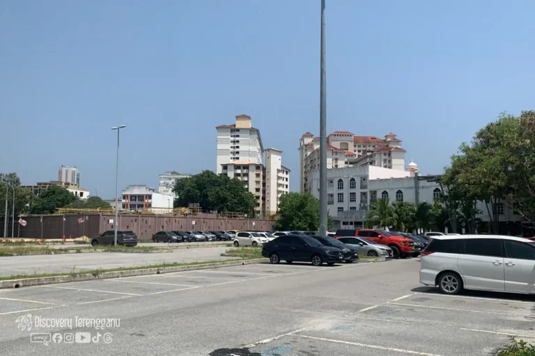 Kawasan parking Pejabat Operasi CityCarPark Kuala Terengganu, Batu Buruk