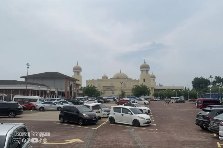 Kawasan parking Taman Tamadun Islam (TTI), Pulau Wan Man