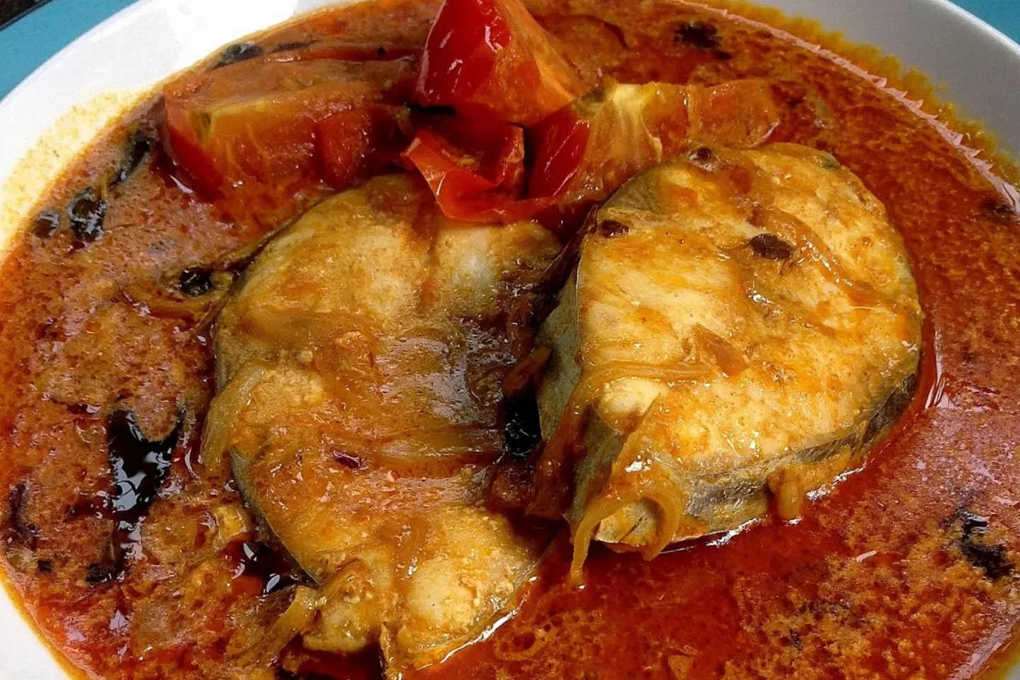 Sepinggan kari ikan tenggiri siap dihidang