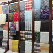 Kedai Sampin dan Songket di Pasar Payang