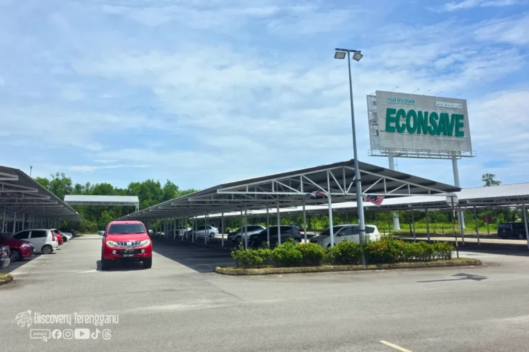 Kawasan parking EconSave Gong Badak, Taman Desa Jaya